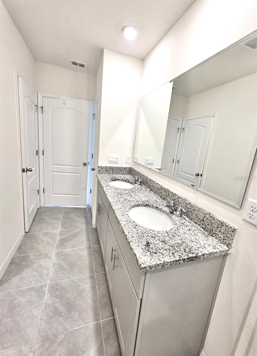 Image 6 of 14 For 13 Bella Oaks Dr Drive