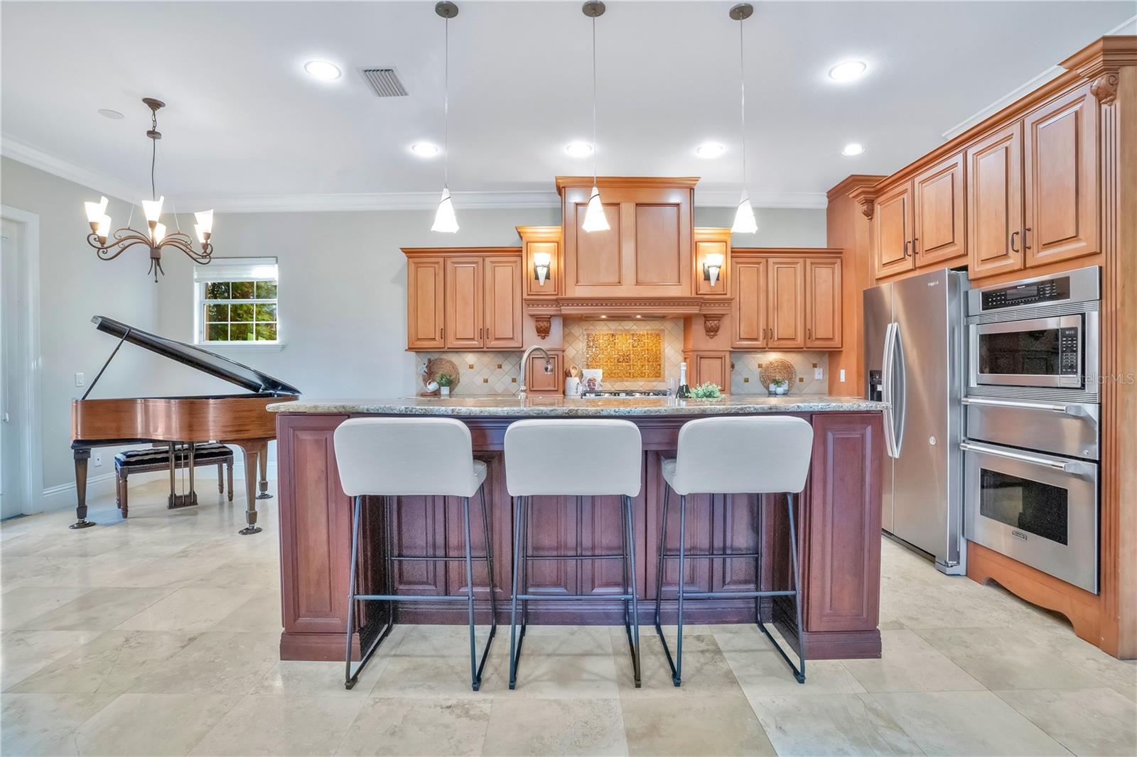 Image 16 of 82 For 280 Lake Brittany Court