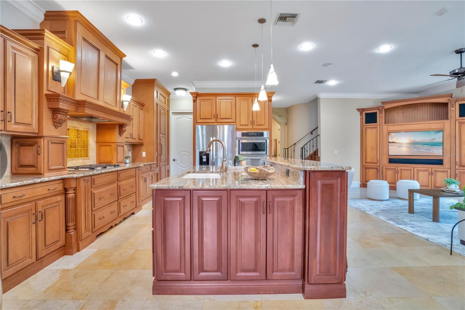 Image 19 of 82 For 280 Lake Brittany Court