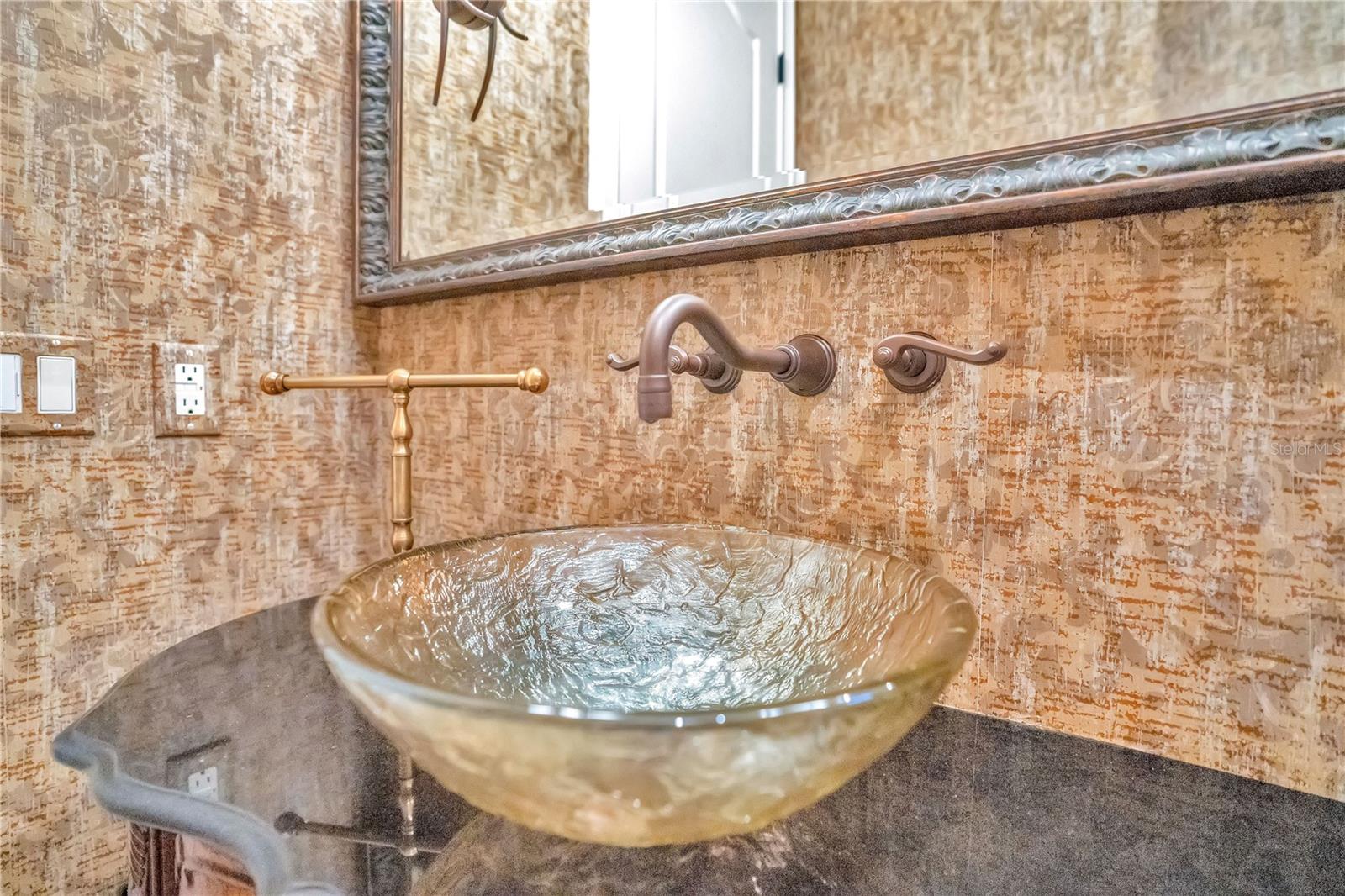 Image 21 of 82 For 280 Lake Brittany Court