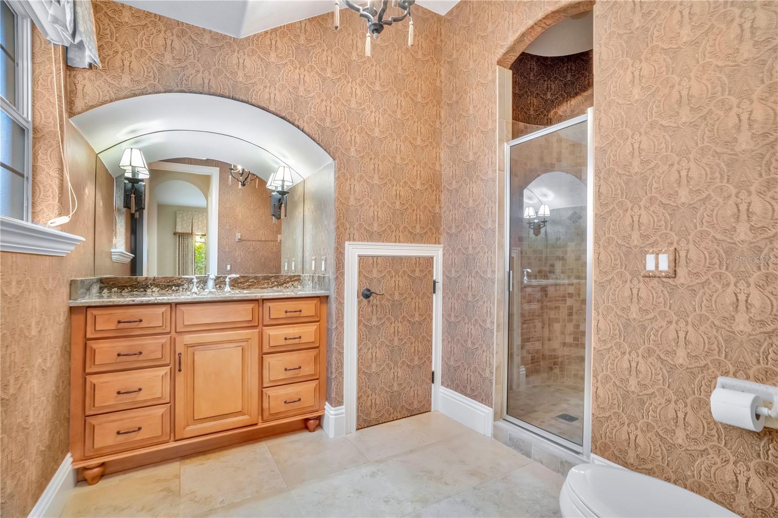 Image 34 of 82 For 280 Lake Brittany Court