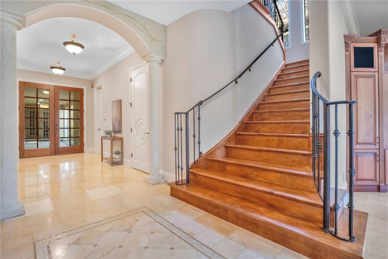 Image 35 of 82 For 280 Lake Brittany Court