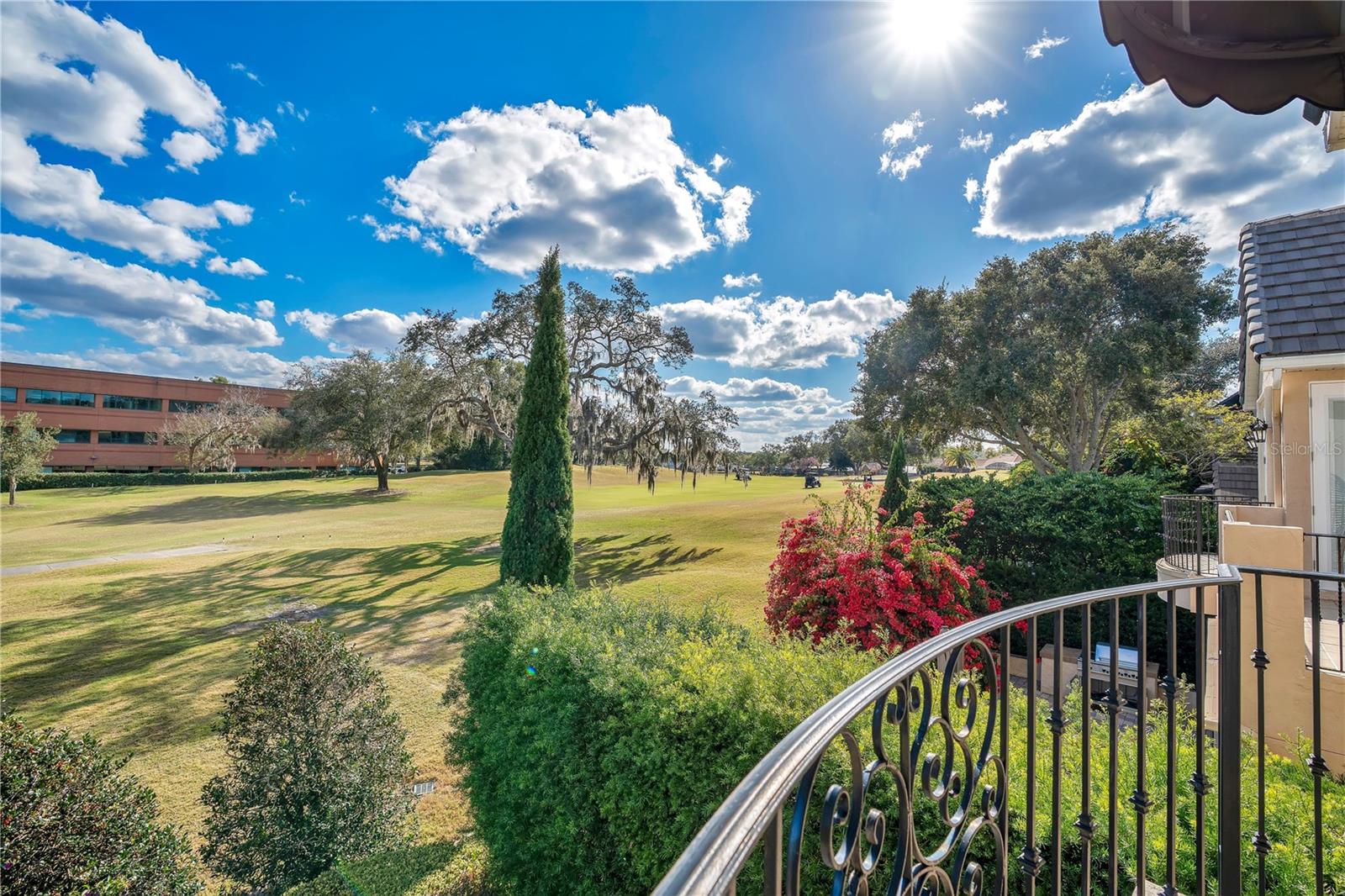 Image 43 of 82 For 280 Lake Brittany Court