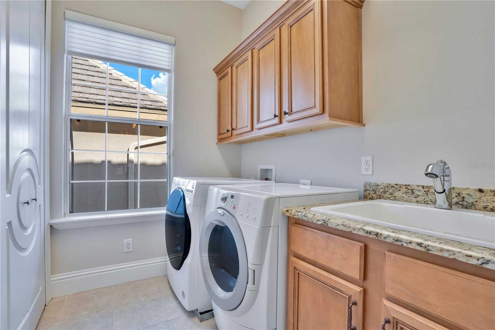 Image 50 of 82 For 280 Lake Brittany Court