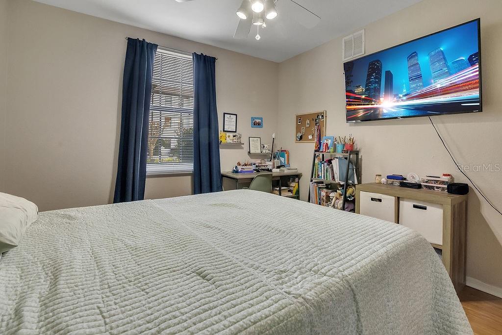 Image 14 of 30 For 5550 Michigan Street 2114