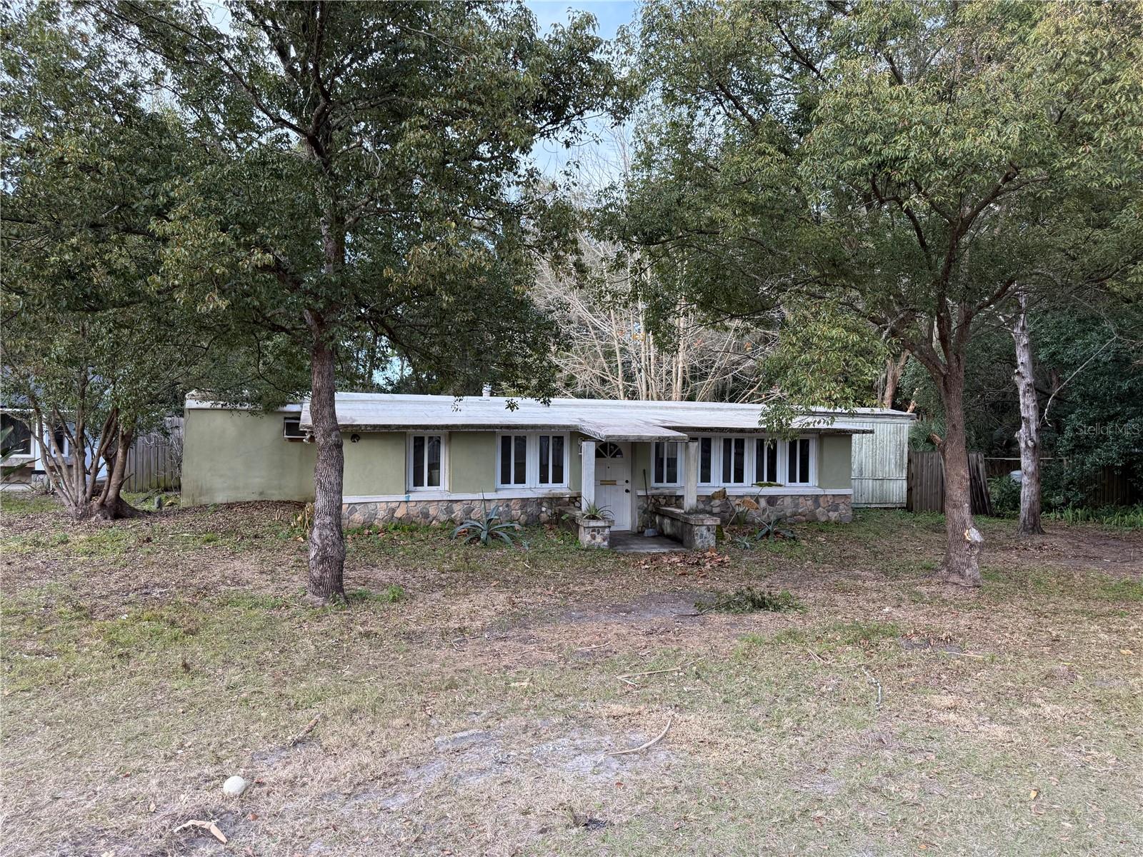 Image 2 of 39 For 121 Pebble Lane