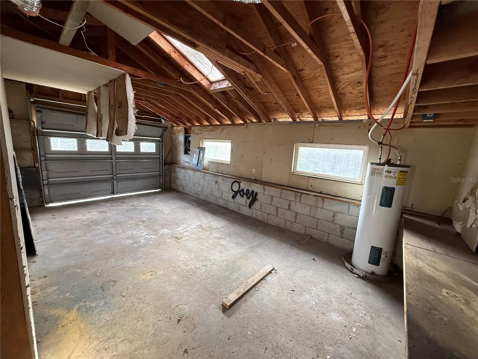 Image 36 of 39 For 121 Pebble Lane