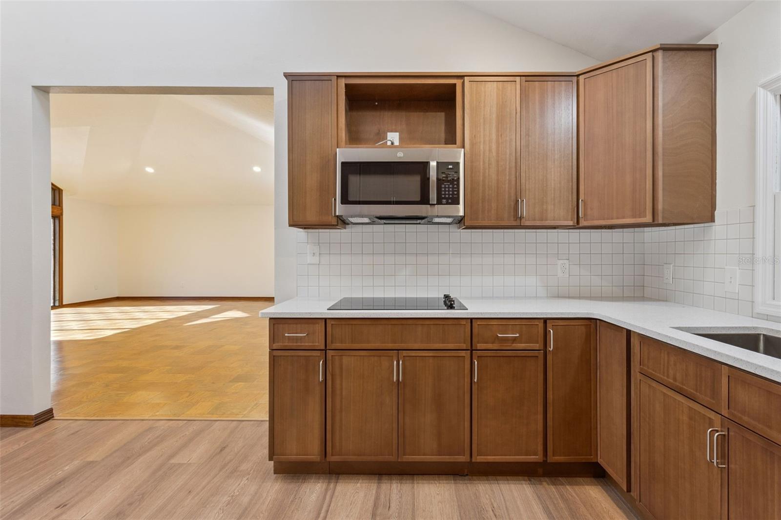 Image 15 of 63 For 1401 Windsor Avenue