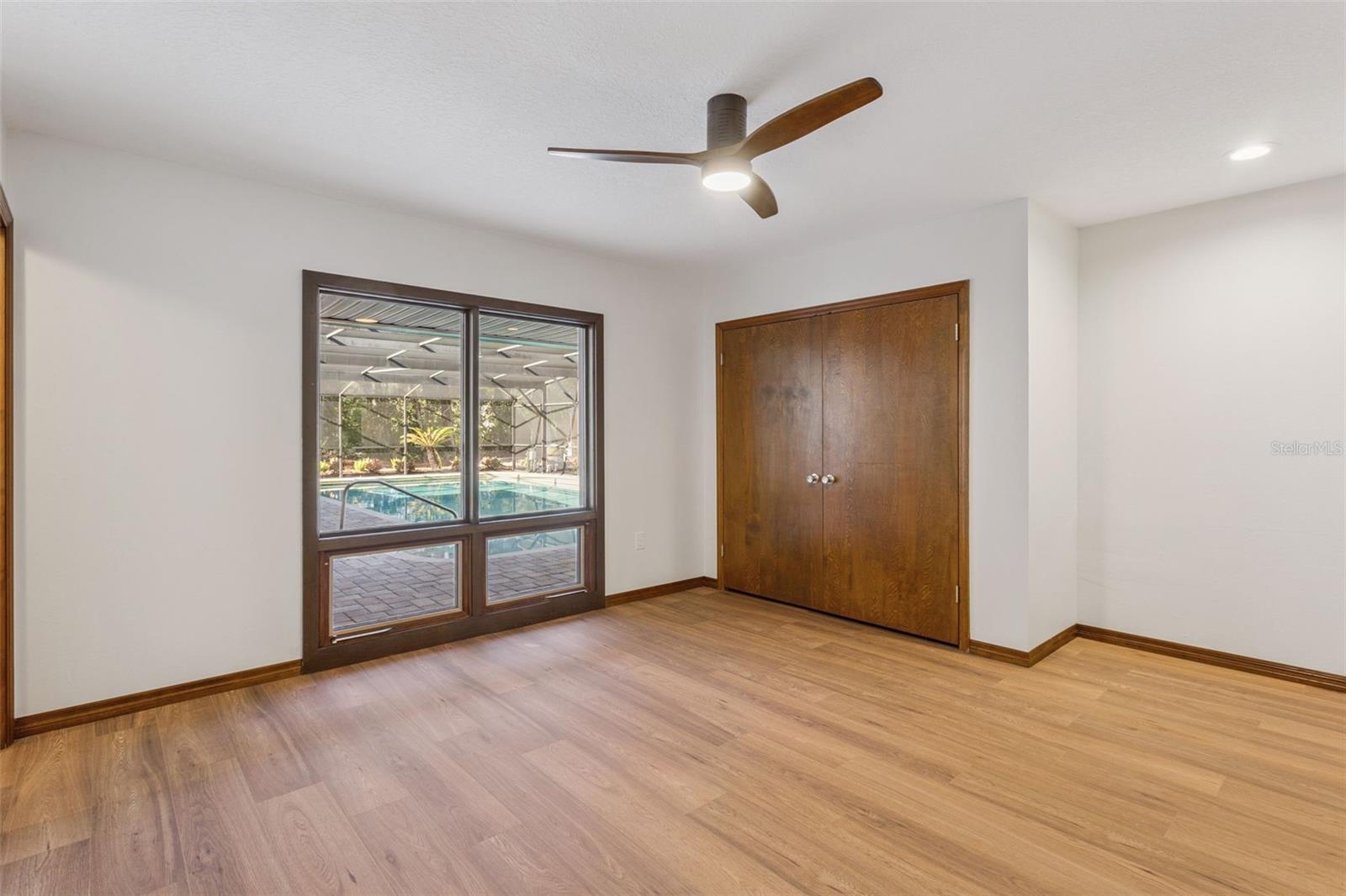 Image 22 of 63 For 1401 Windsor Avenue