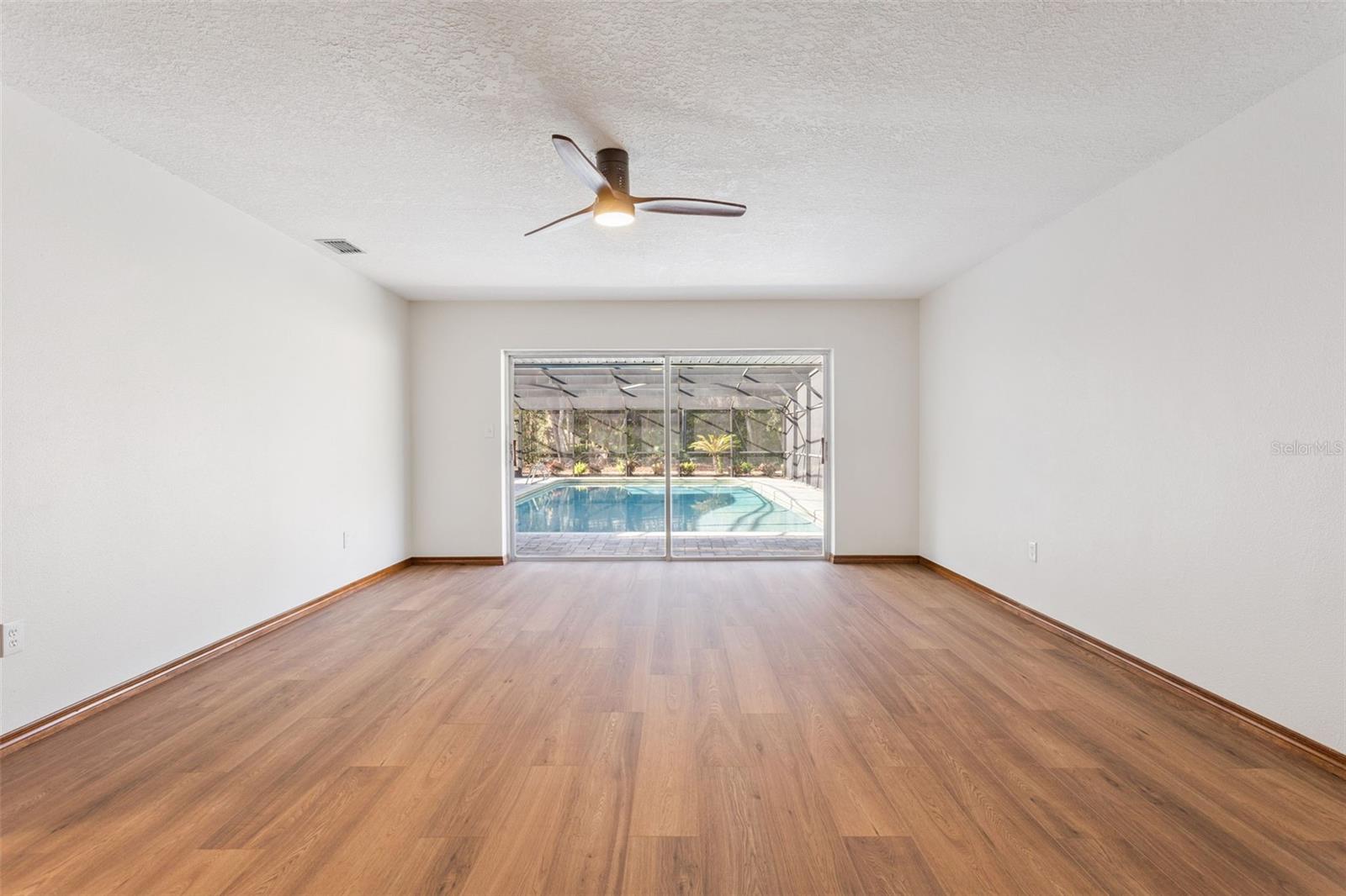 Image 25 of 63 For 1401 Windsor Avenue