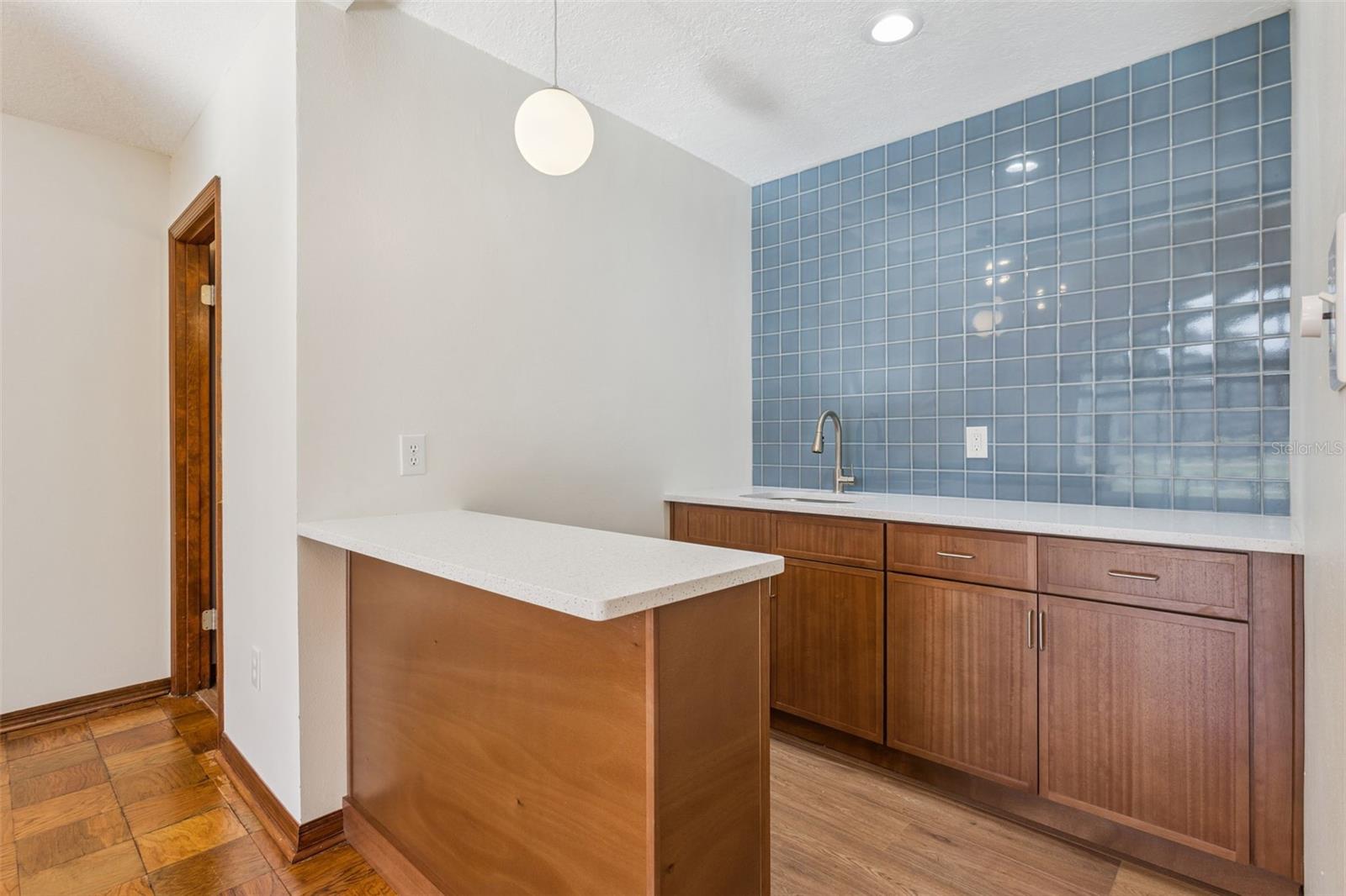 Image 29 of 63 For 1401 Windsor Avenue