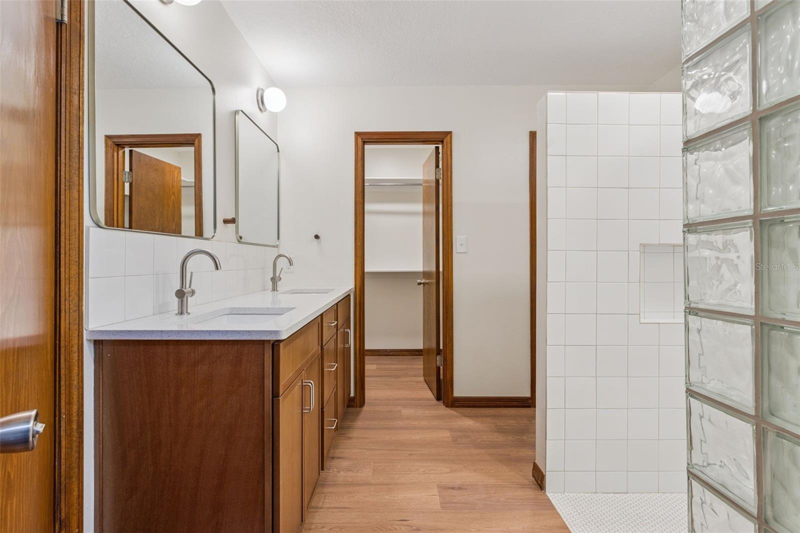 Image 35 of 63 For 1401 Windsor Avenue