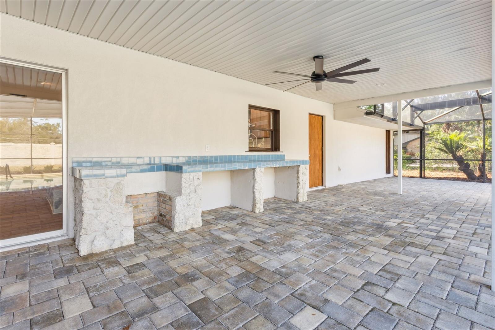 Image 39 of 63 For 1401 Windsor Avenue