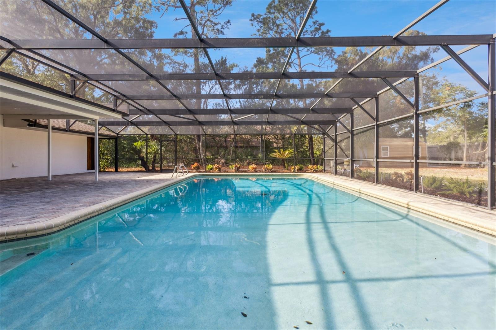 Image 46 of 63 For 1401 Windsor Avenue