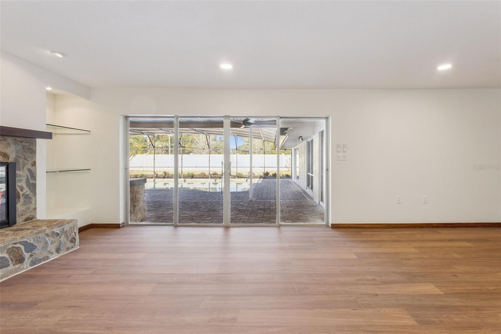 Image 7 of 63 For 1401 Windsor Avenue