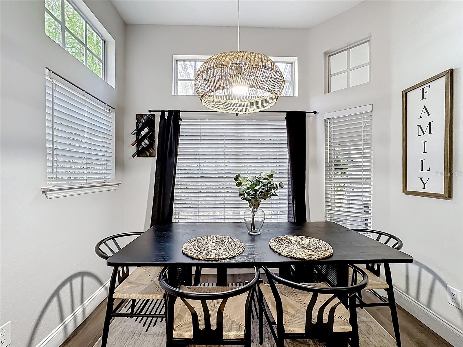 Image 13 of 48 For 1520 Farrindon Circle