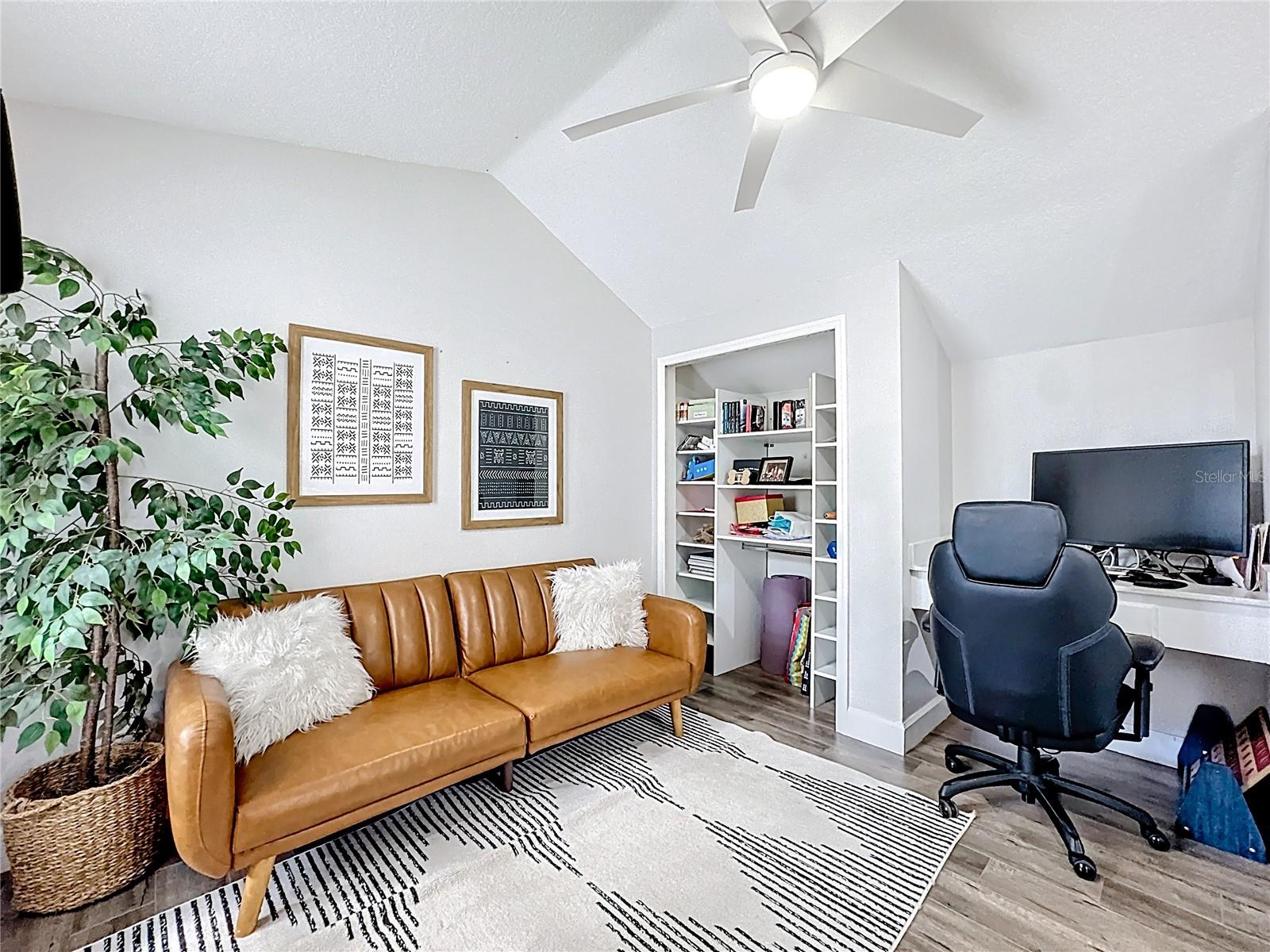 Image 27 of 48 For 1520 Farrindon Circle