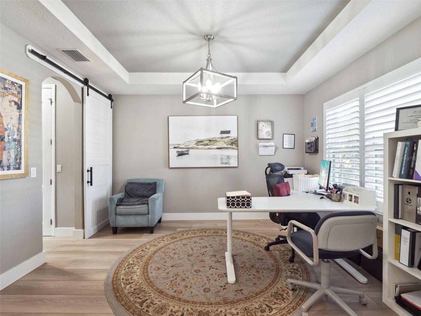 Image 13 of 50 For 15498 Sandfield Loop