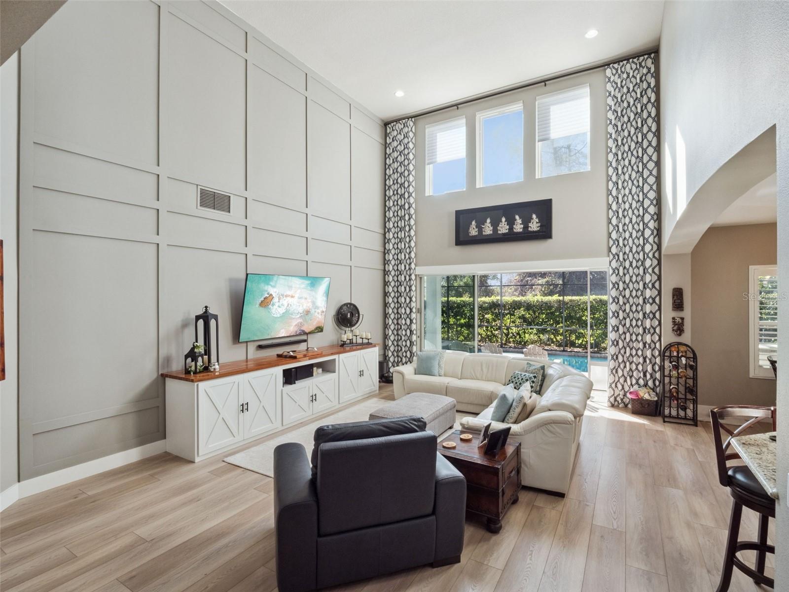 Image 15 of 50 For 15498 Sandfield Loop