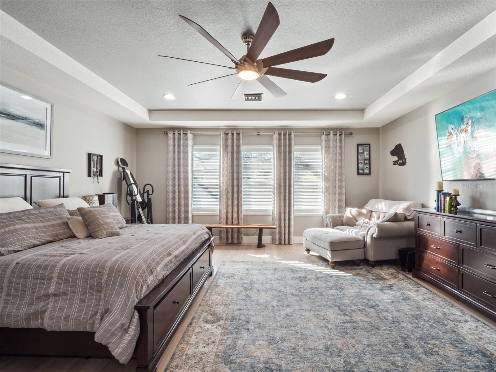 Image 29 of 50 For 15498 Sandfield Loop