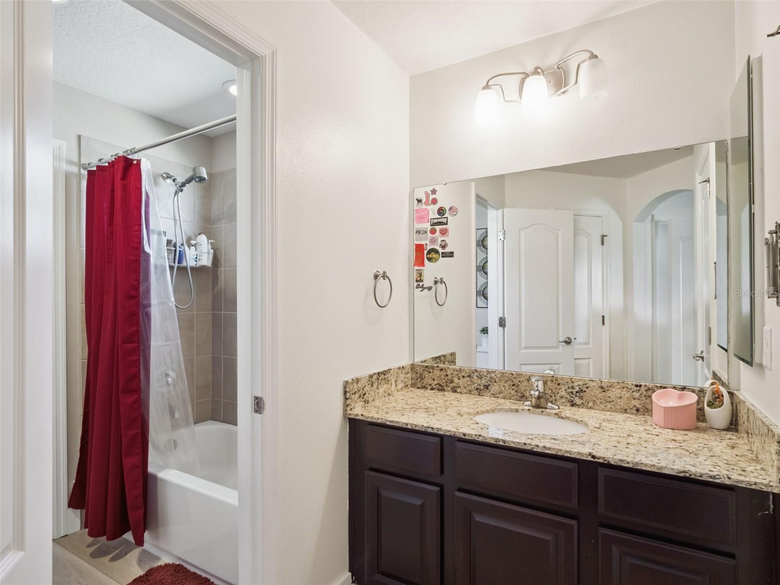 Image 45 of 50 For 15498 Sandfield Loop