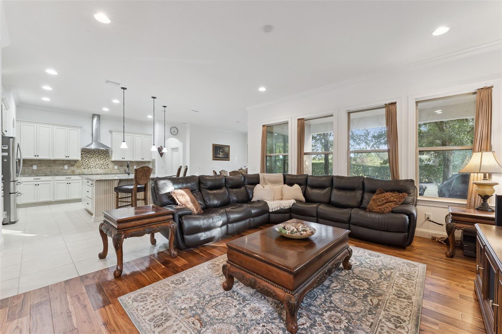 Image 2 of 30 For 6752 Trellis Vine Loop