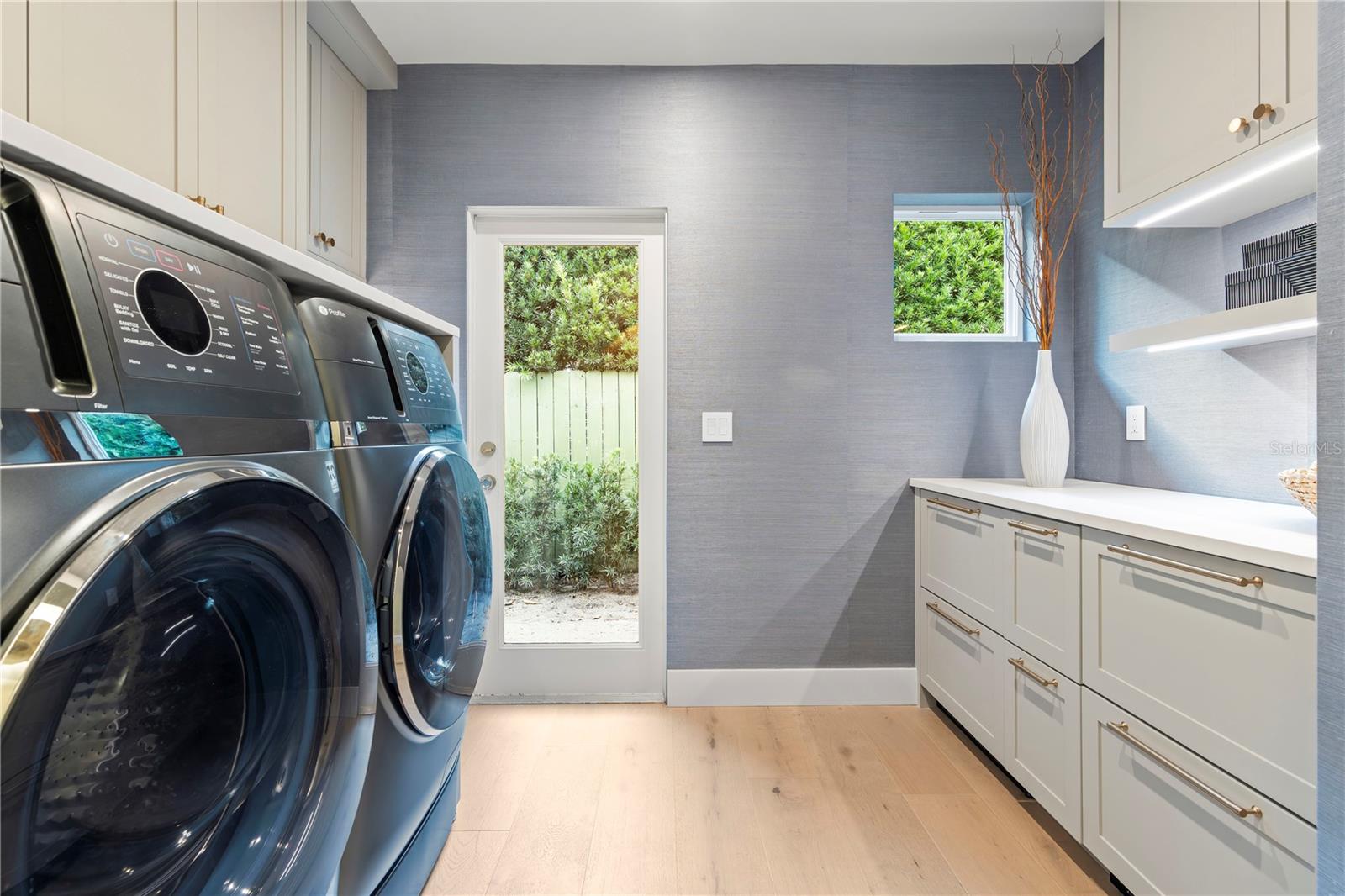 Image 27 of 38 For 1120 Palmer Avenue