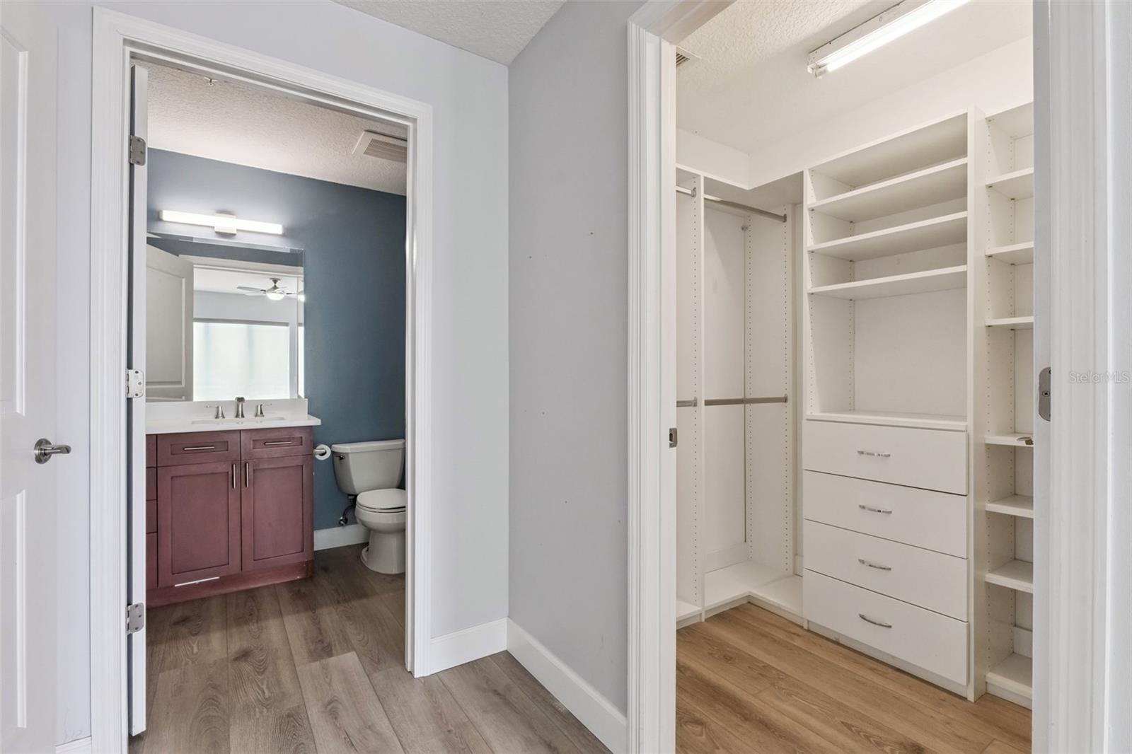 Image 26 of 52 For 100 Eola Drive 911