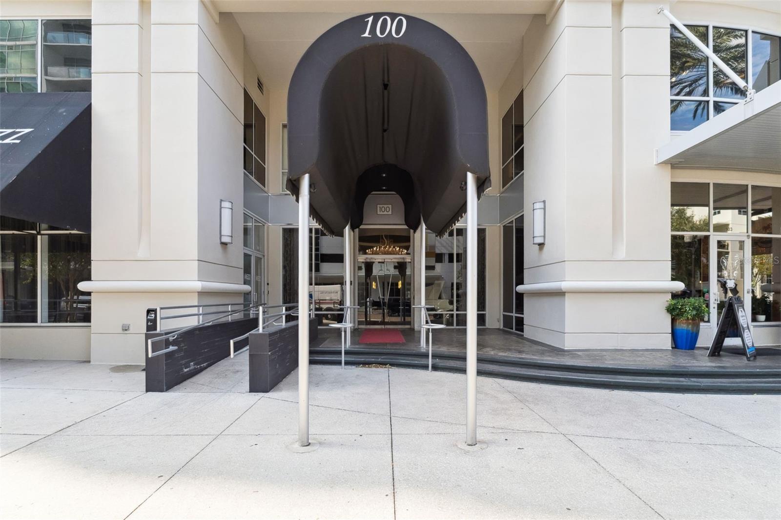 Image 52 of 52 For 100 Eola Drive 911