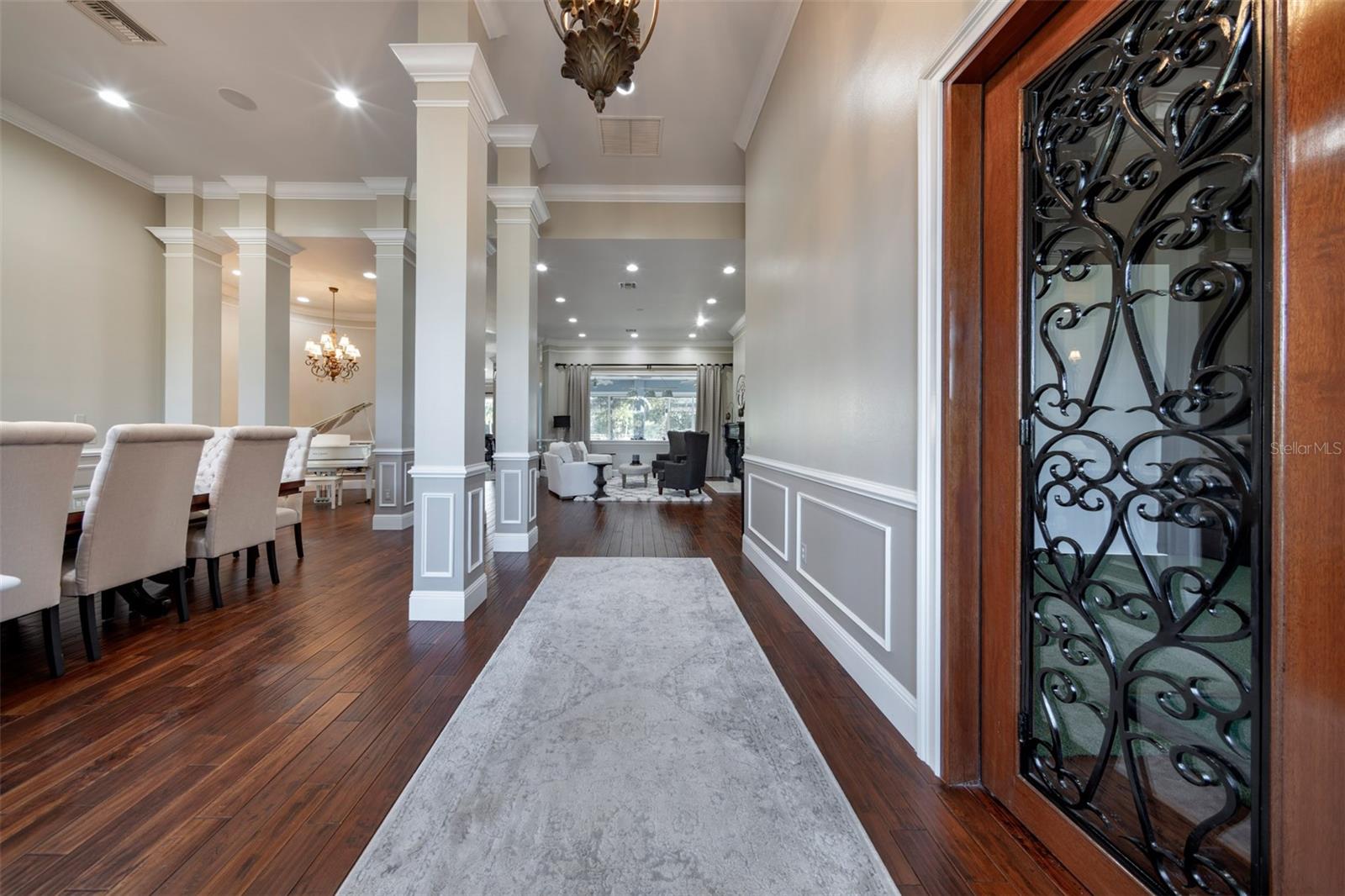 Image 15 of 94 For 2780 Vickie Court