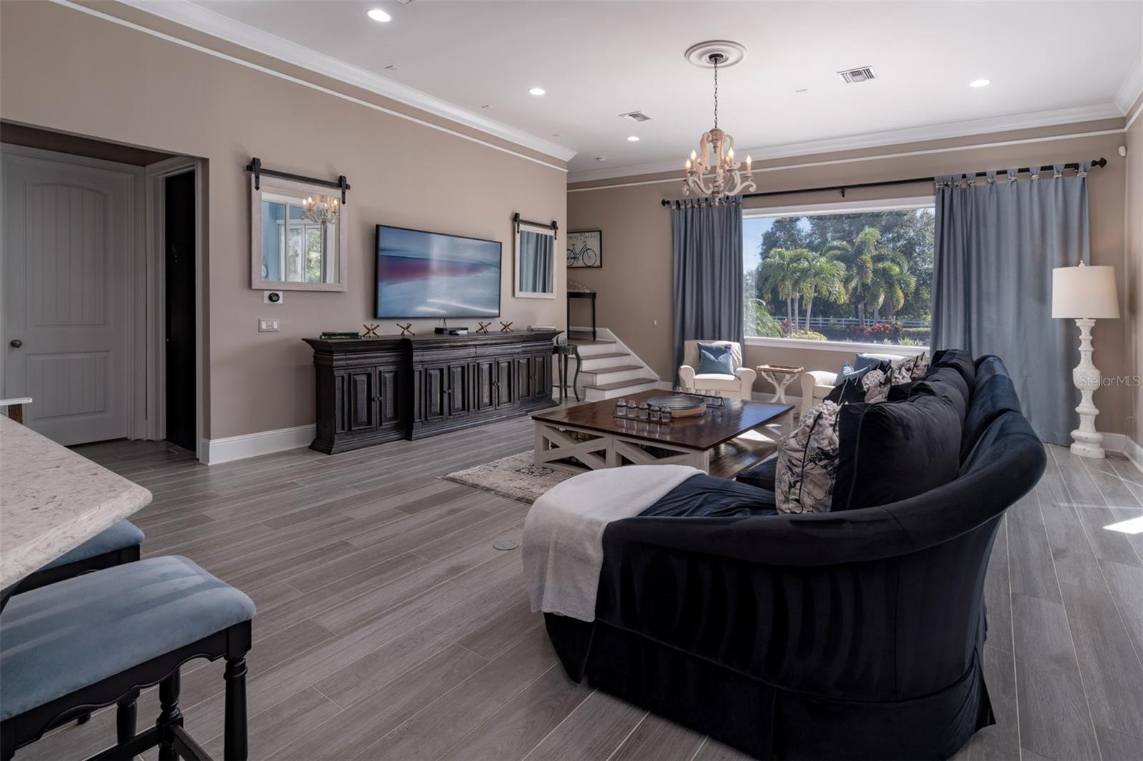 Image 17 of 94 For 2780 Vickie Court