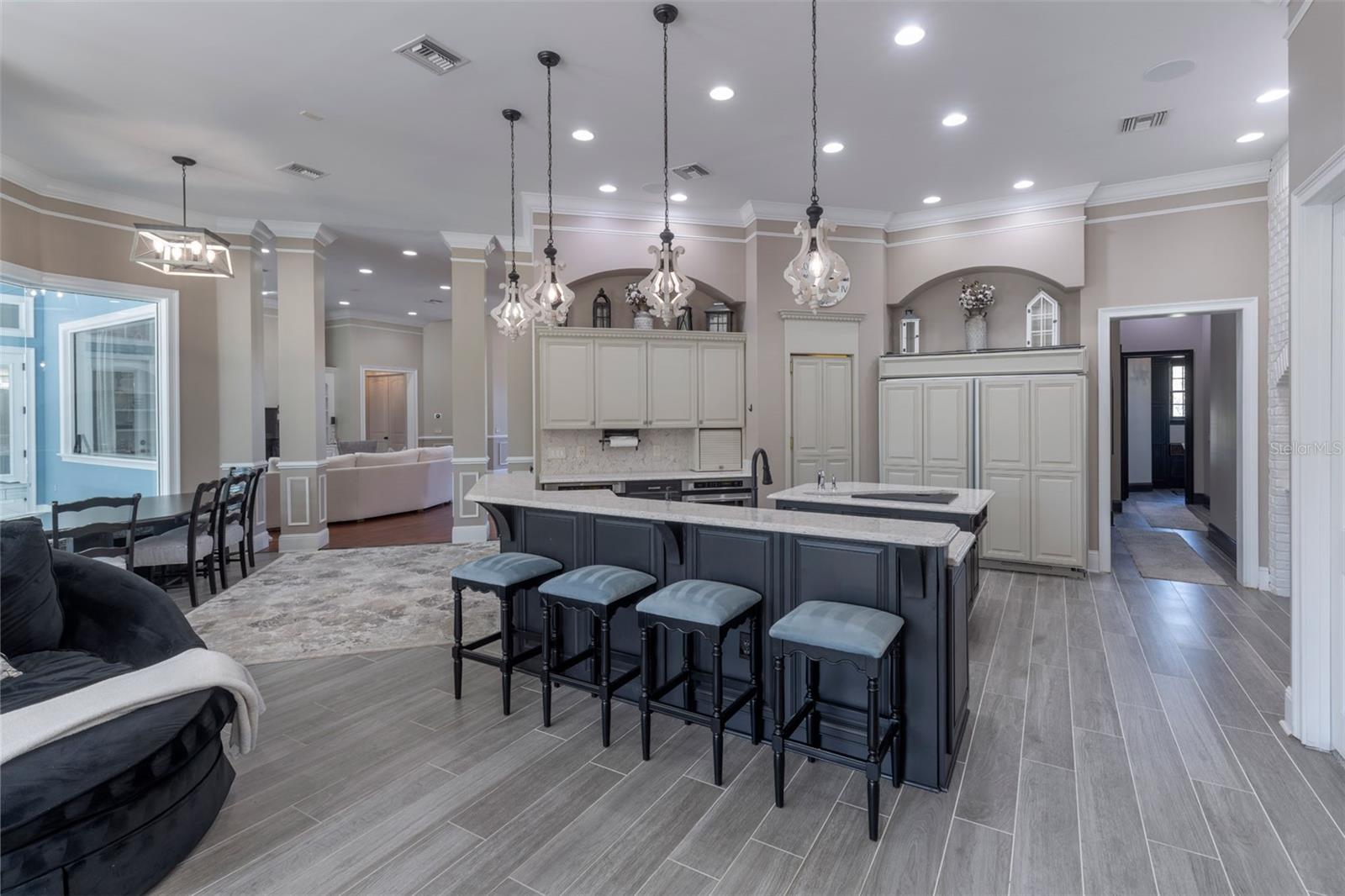 Image 22 of 94 For 2780 Vickie Court