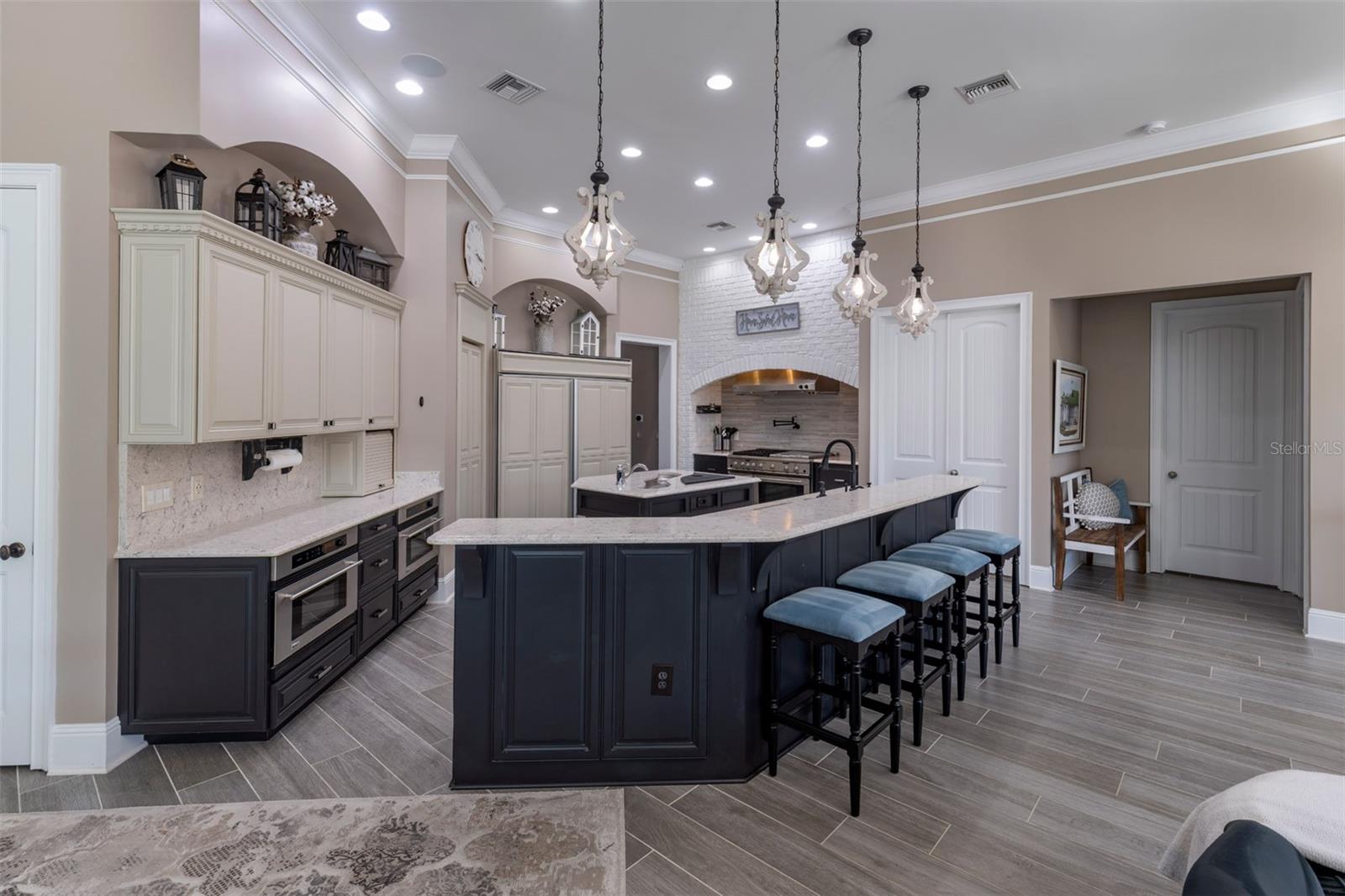 Image 23 of 94 For 2780 Vickie Court