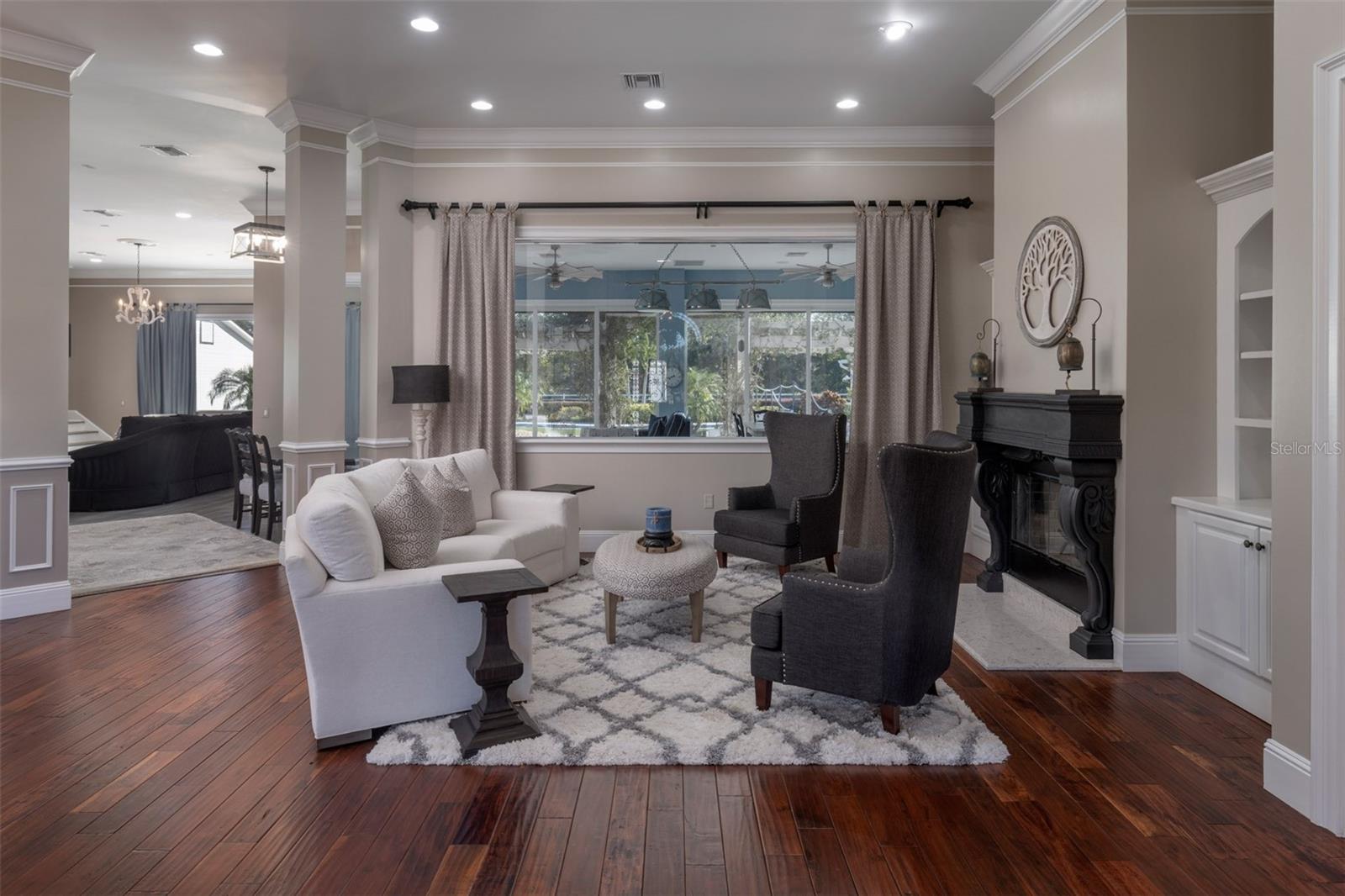 Image 32 of 94 For 2780 Vickie Court