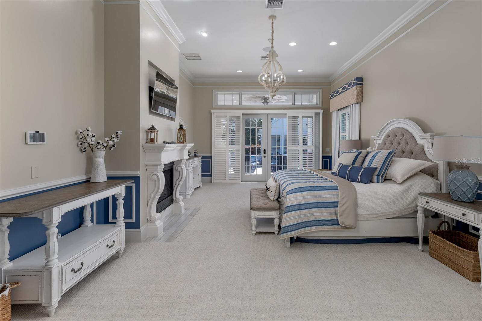 Image 36 of 94 For 2780 Vickie Court