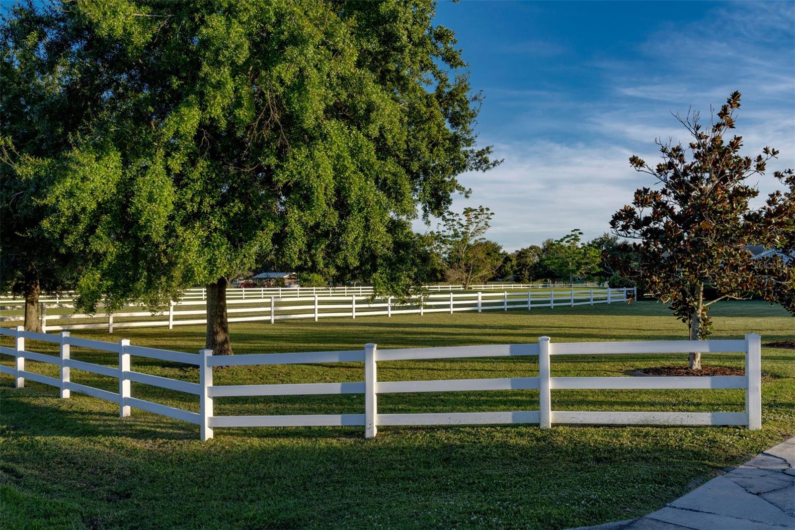 Image 5 of 94 For 2780 Vickie Court