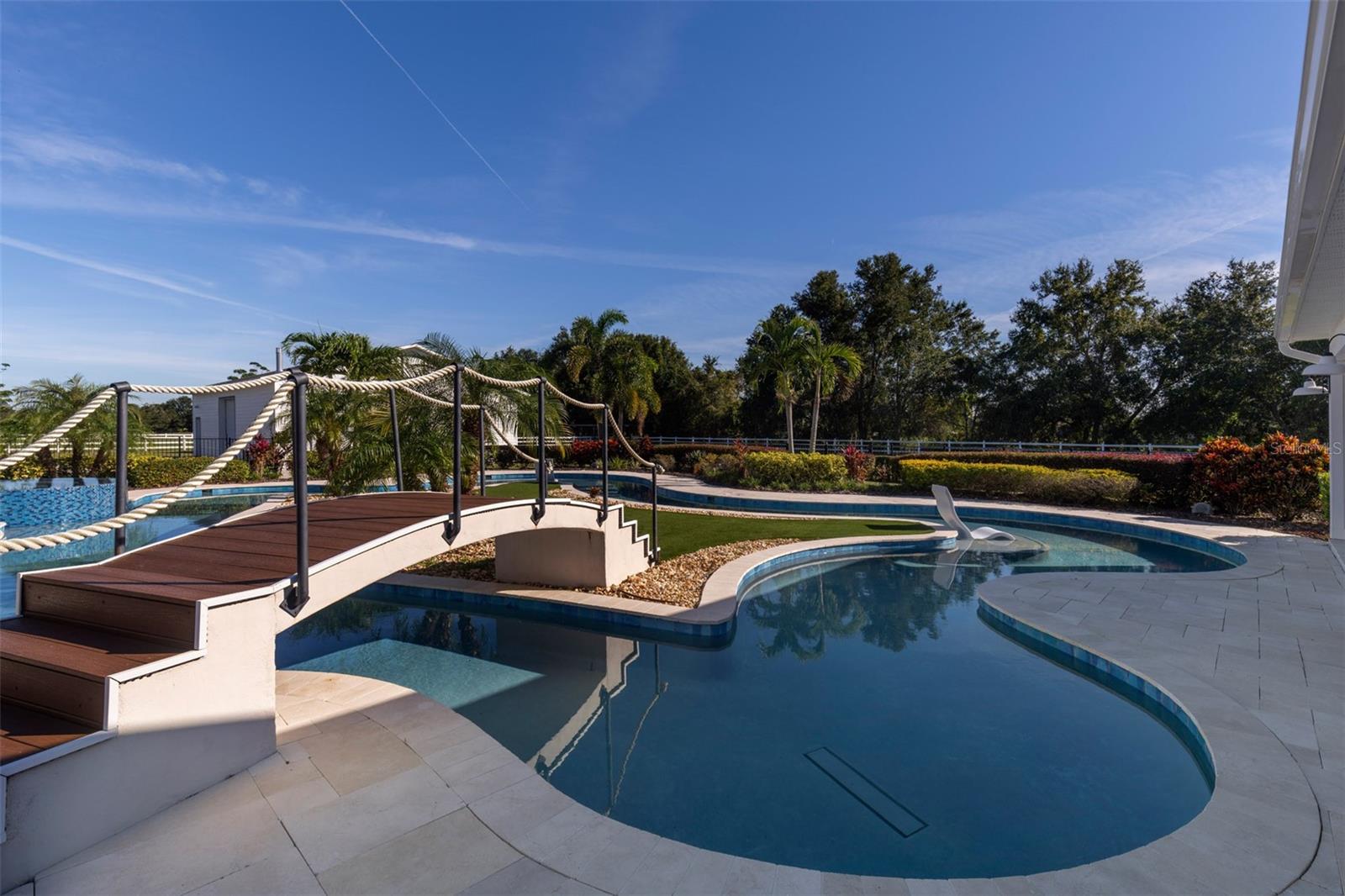 Image 53 of 94 For 2780 Vickie Court