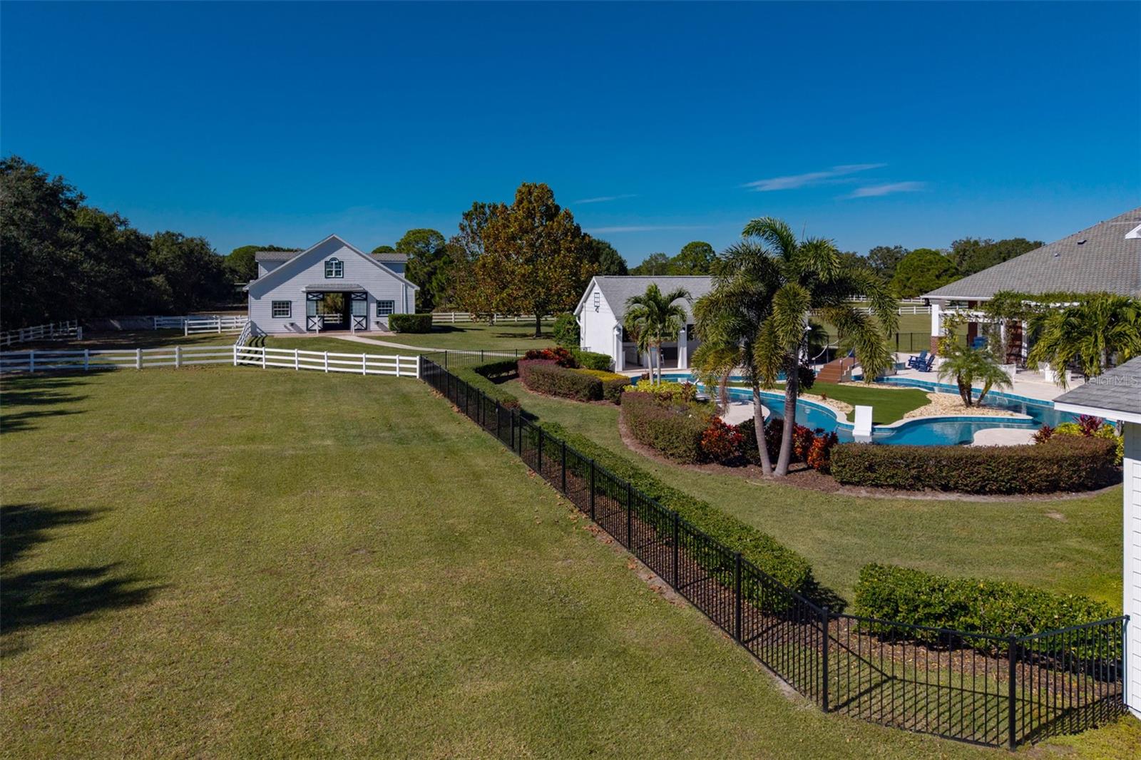 Image 63 of 94 For 2780 Vickie Court