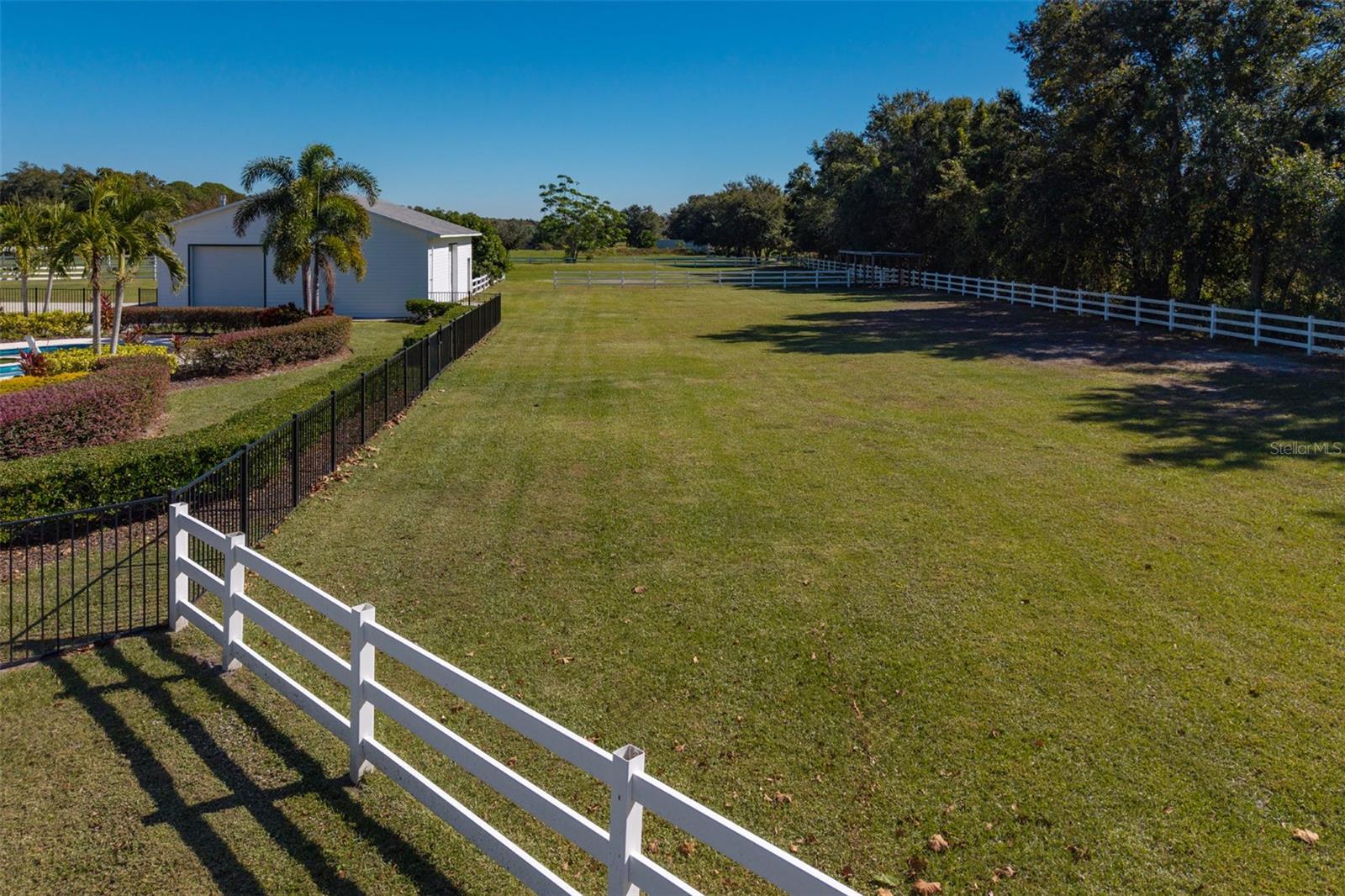 Image 64 of 94 For 2780 Vickie Court