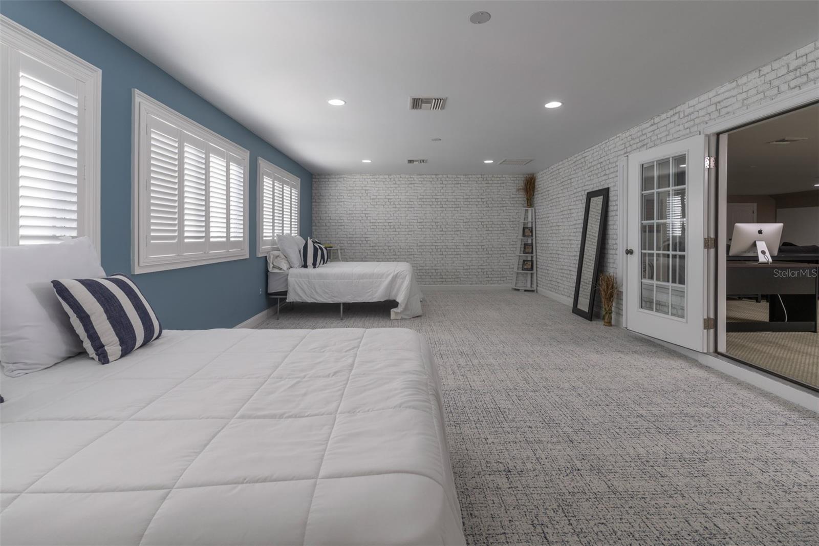 Image 68 of 94 For 2780 Vickie Court