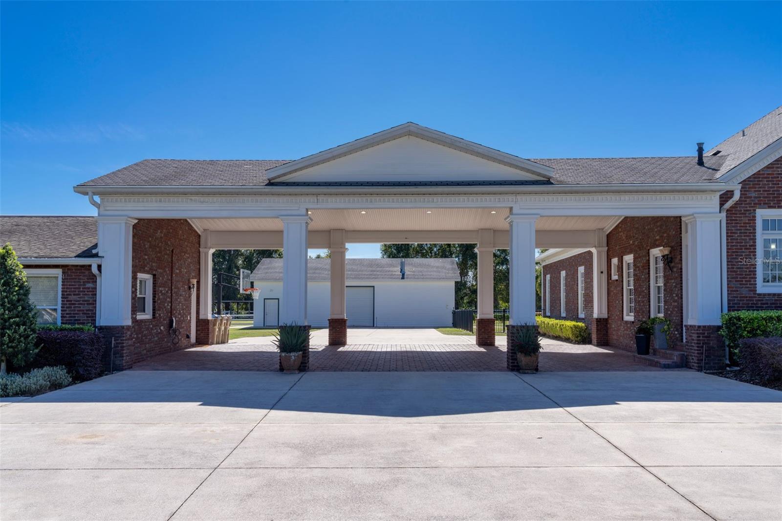 Image 89 of 94 For 2780 Vickie Court