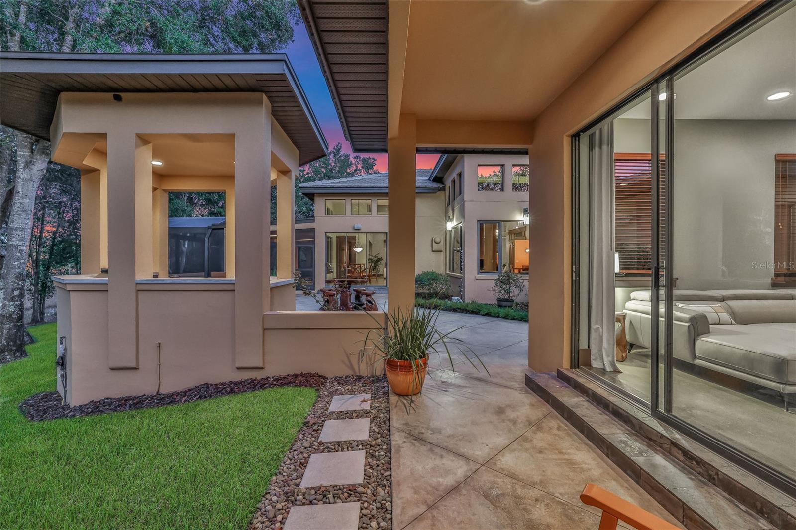 Image 26 of 49 For 3498 Oak Knoll Point