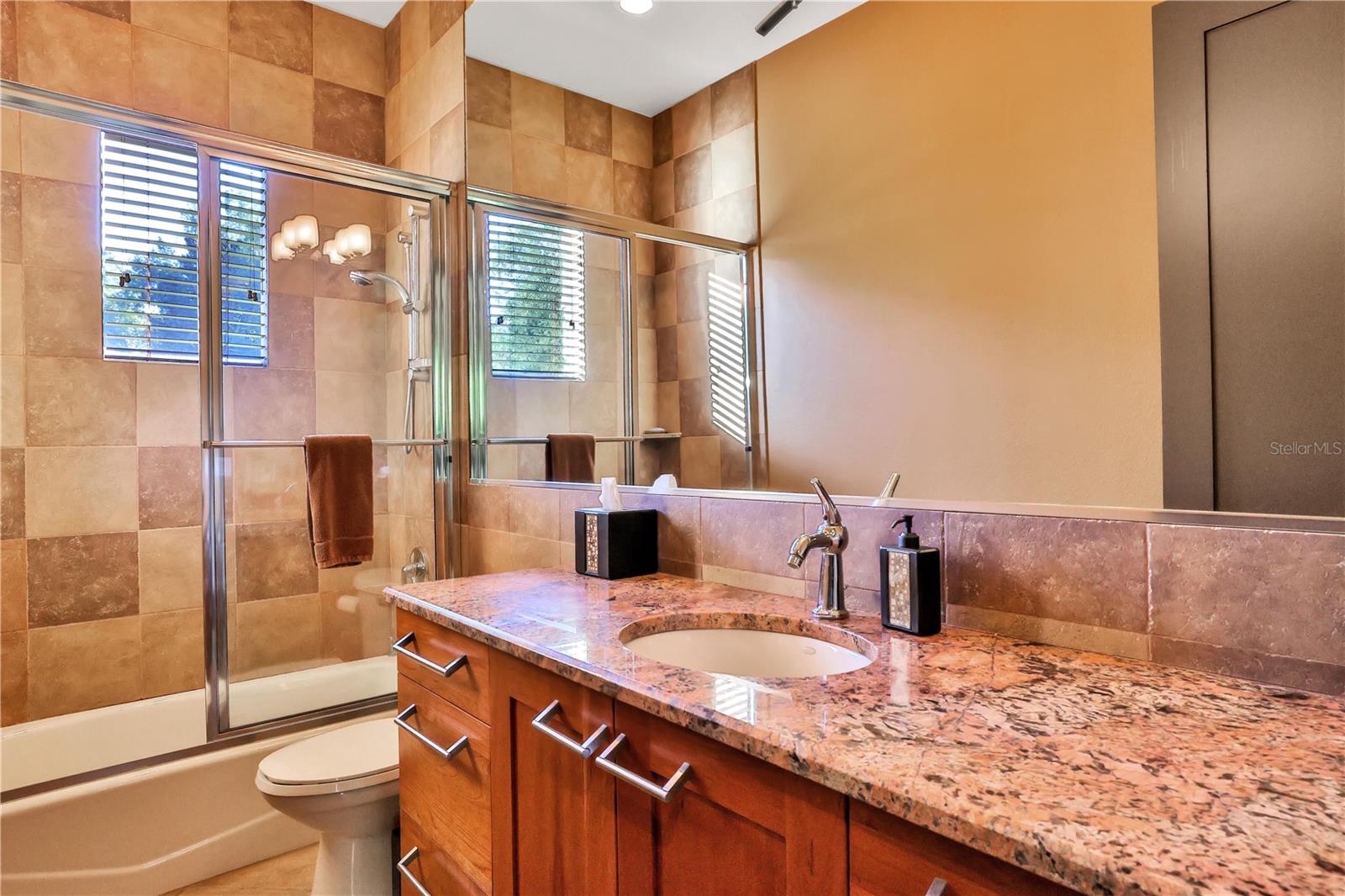 Image 37 of 49 For 3498 Oak Knoll Point