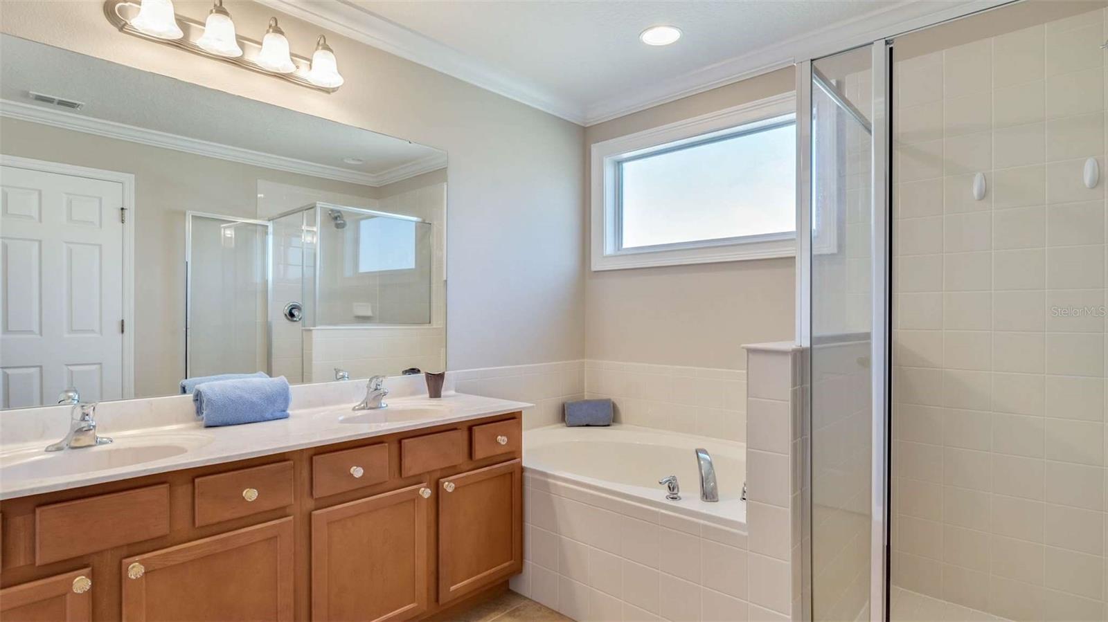 Image 11 of 24 For 321 Las Fuentes Drive