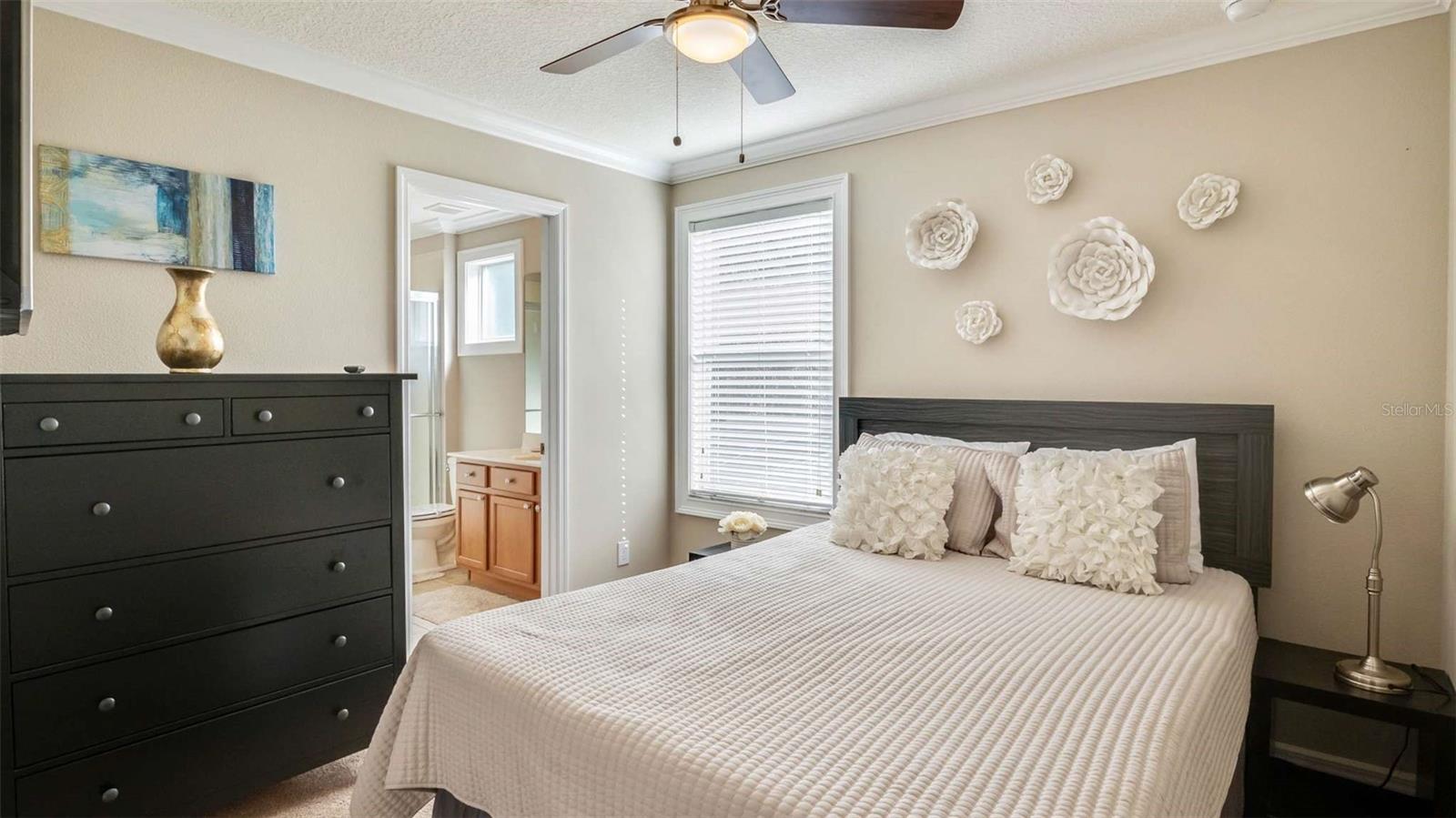 Image 5 of 24 For 321 Las Fuentes Drive