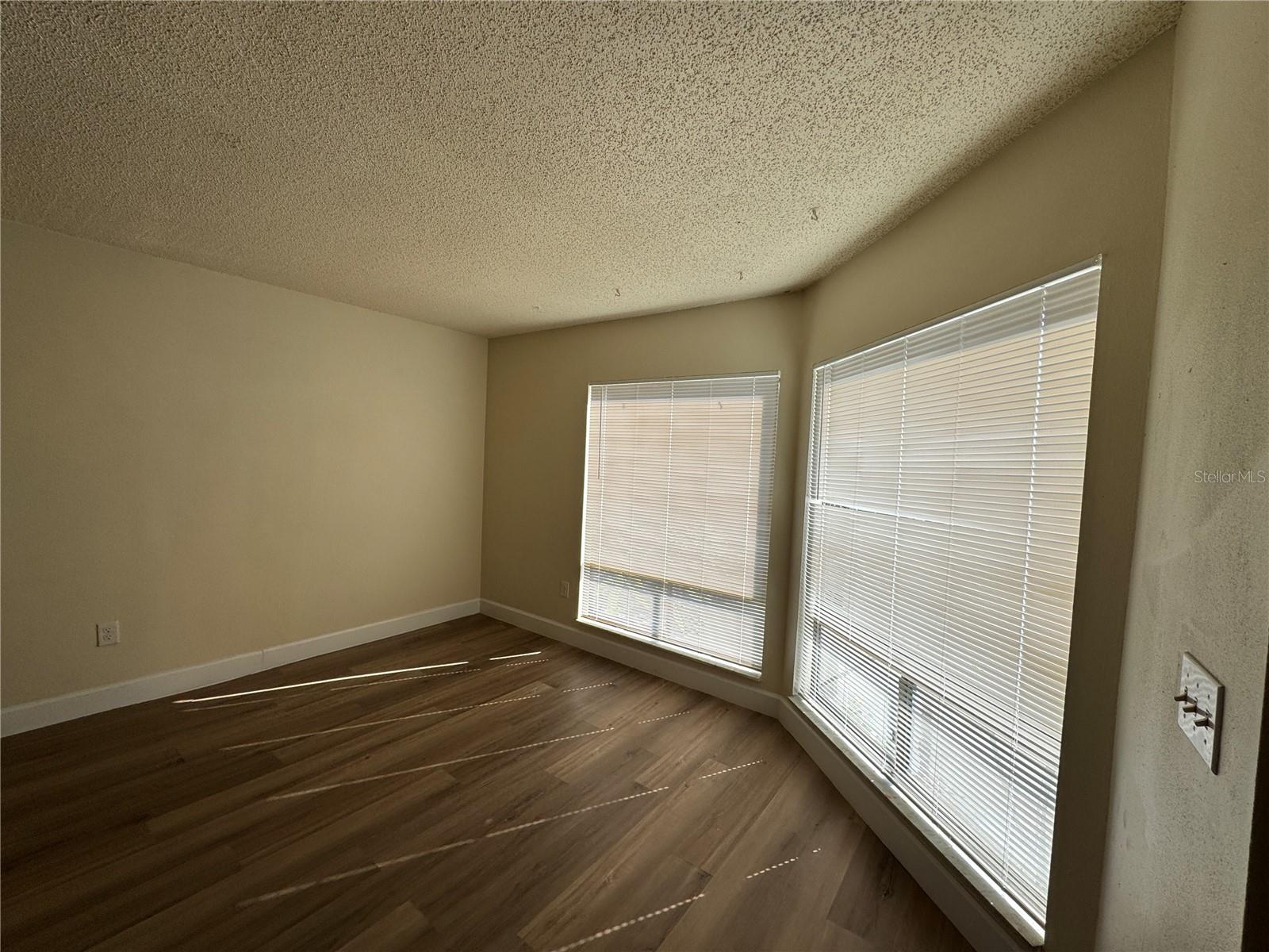 Image 2 of 21 For 4318 Aqua Vista Drive #k