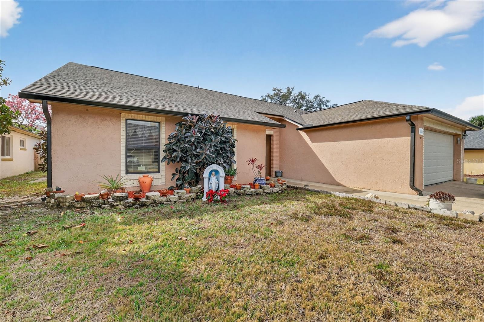 Image 2 of 34 For 562 Hassocks Loop