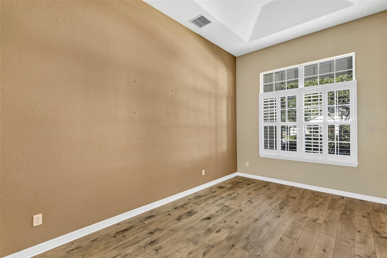 Image 12 of 59 For 9703 Spring Lake Drive