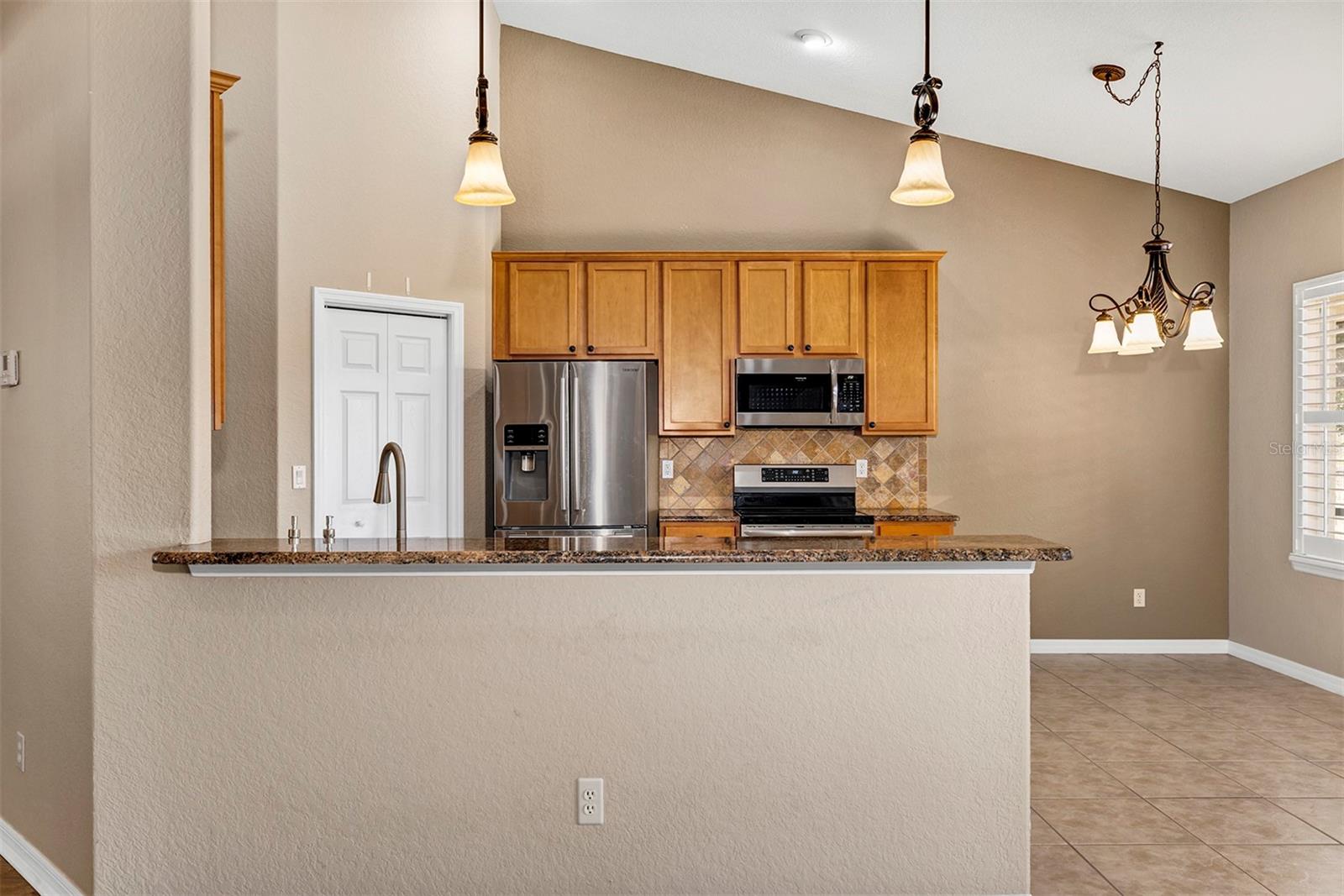 Image 16 of 59 For 9703 Spring Lake Drive