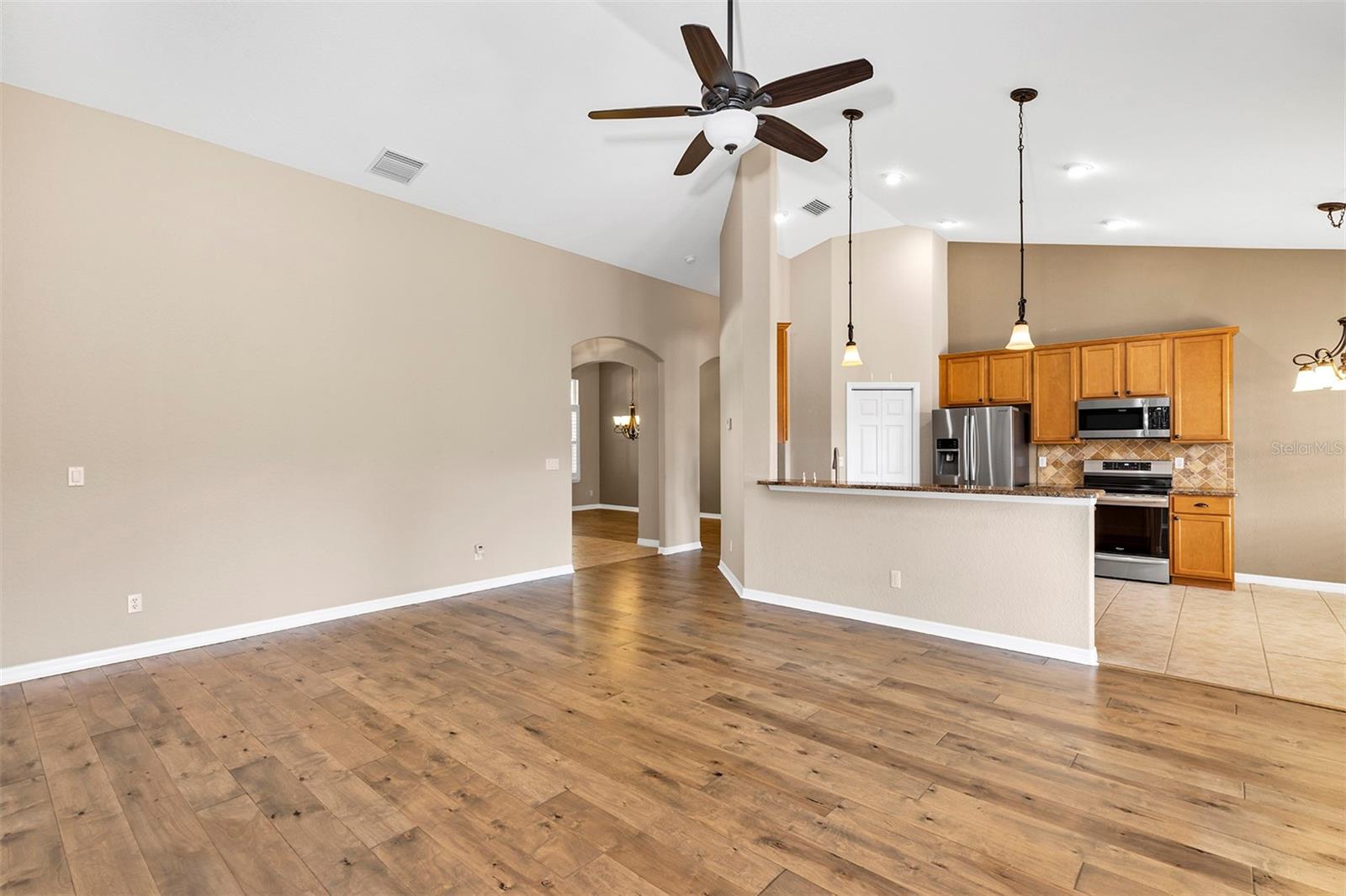 Image 18 of 59 For 9703 Spring Lake Drive